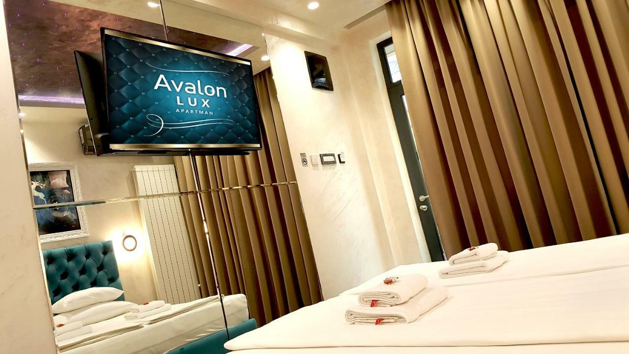 Avalon Lux Studio Apartment Нови Сад Екстериор снимка